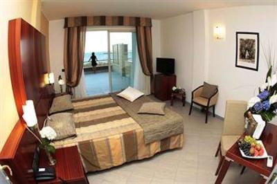 фото отеля Aregai Marina Hotel Santo Stefano al Mare