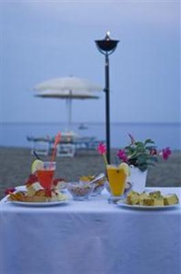 фото отеля Aregai Marina Hotel Santo Stefano al Mare