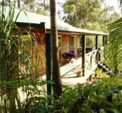 фото отеля Calurla Chalets Lillian Rock