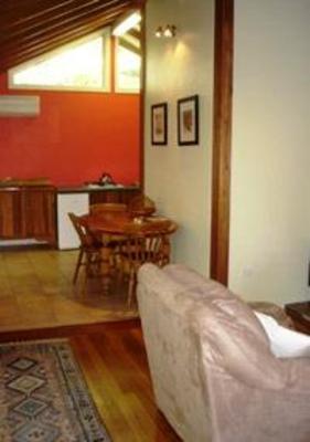фото отеля Calurla Chalets Lillian Rock