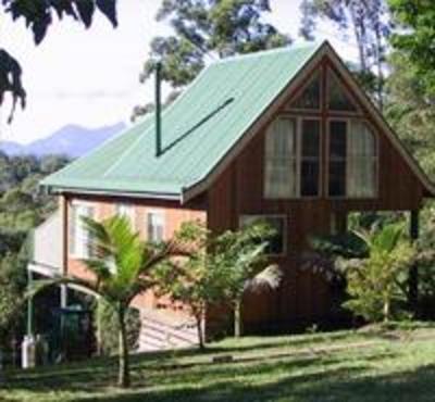 фото отеля Calurla Chalets Lillian Rock