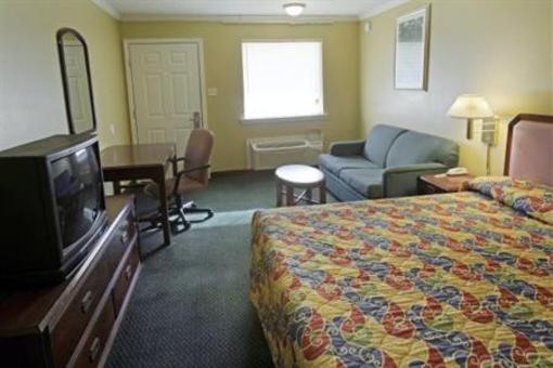 фото отеля Americas Best Value Inn & Suites Picayune