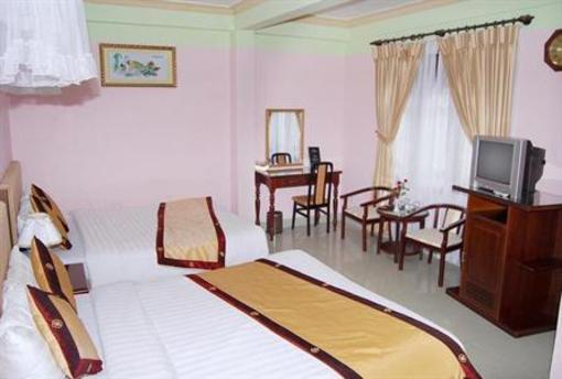 фото отеля Nhat Tan Hotel