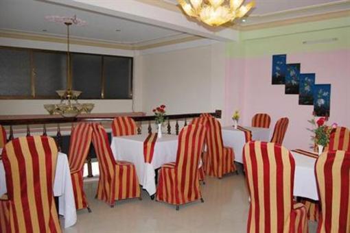 фото отеля Nhat Tan Hotel