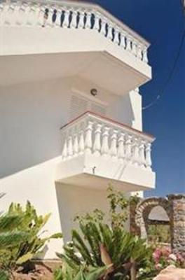 фото отеля Seva's Studios Livadia (Tilos)