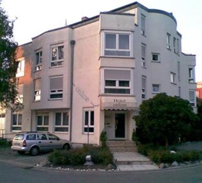 фото отеля Hotel Online Garni