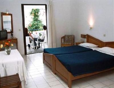 фото отеля Dolphin Beach Hotel Posidi
