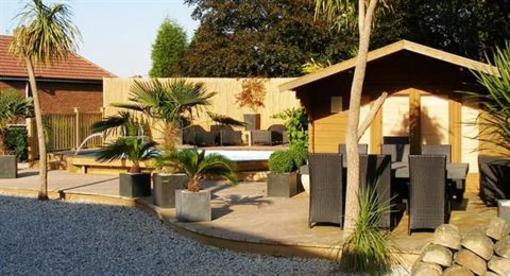 фото отеля Hollingwood Hall Self Catering Apartment Chesterfield