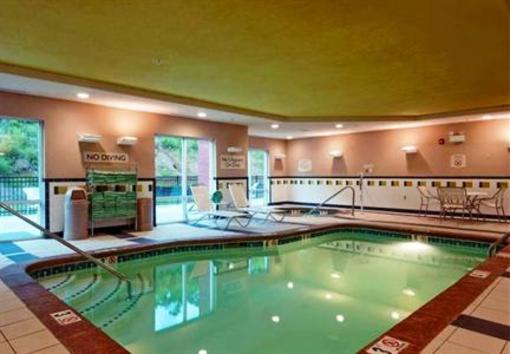 фото отеля Fairfield Inn & Suites Marriott