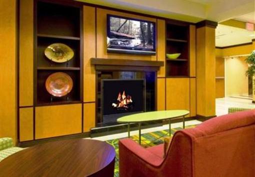 фото отеля Fairfield Inn & Suites Marriott