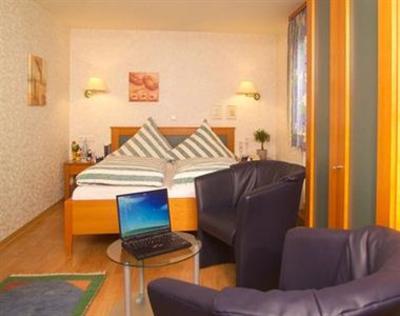 фото отеля Hotel Maurer Saarwellingen