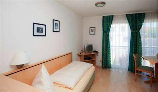фото отеля Hotel Pension Abenstal Garni