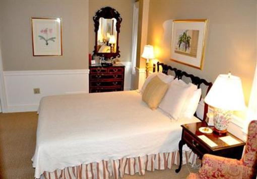 фото отеля The Harbor Light Inn Marblehead