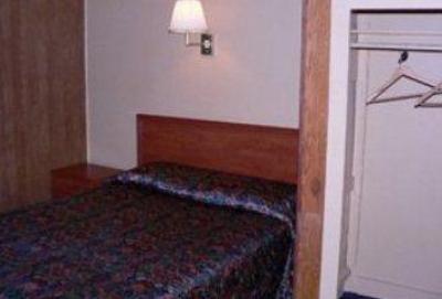 фото отеля Budget Host Frontier Inn