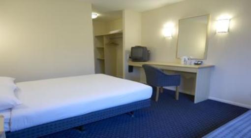 фото отеля Travelodge Chesterfield