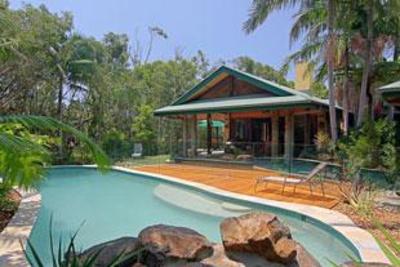 фото отеля Abbies Beach House Byron Bay