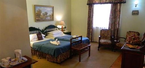 фото отеля Banff Lodge