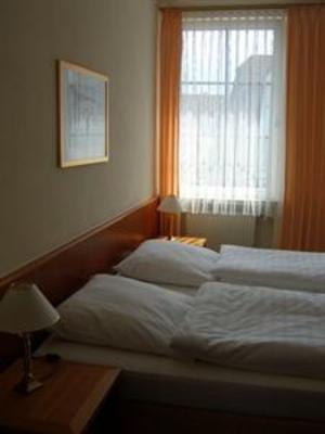 фото отеля Hotel Westfalischer Hof Salzkotten