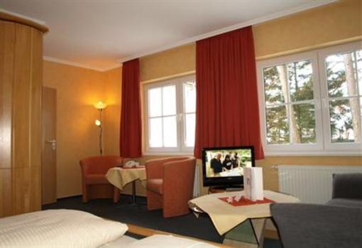фото отеля Jensens Hotel Tannenhof