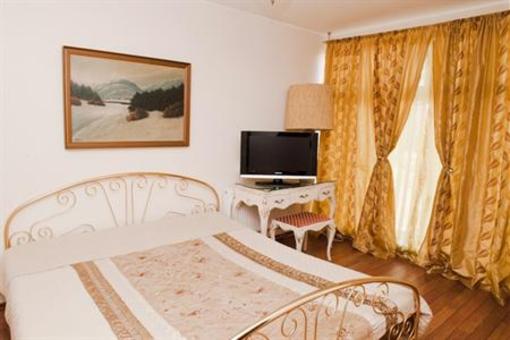 фото отеля Columba Livia Guesthouse
