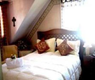 фото отеля Urania's Bed and Breakfast Guesthouse