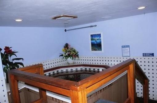 фото отеля Regal Inn