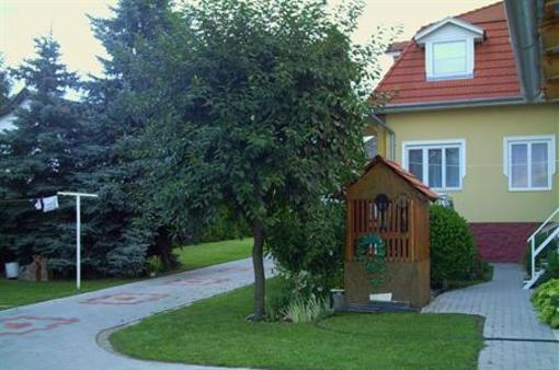 фото отеля Balaton Apartman House 2