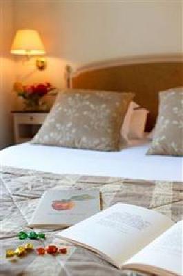 фото отеля Hotel West End