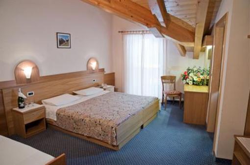 фото отеля Hotel Waldheim Sarnonico