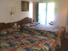 фото отеля Scottish Inns Osage Beach