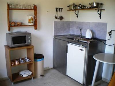 фото отеля Makis & Bill Apartments