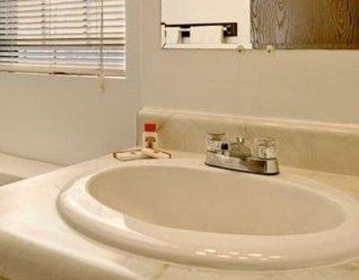 фото отеля Super 8 North Attleboro