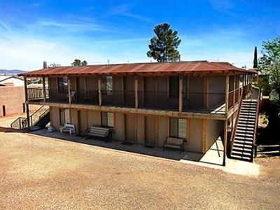 фото отеля Tombstone Motel