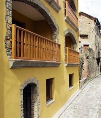 фото отеля Apartamentos Cal Ratero Macanet de Cabrenys