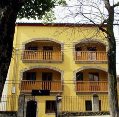 фото отеля Apartamentos Cal Ratero Macanet de Cabrenys