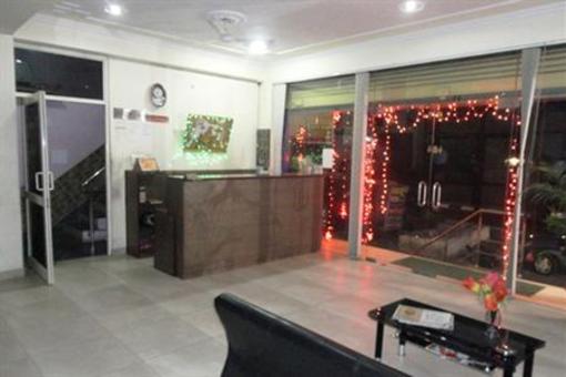 фото отеля Hotel Tarun