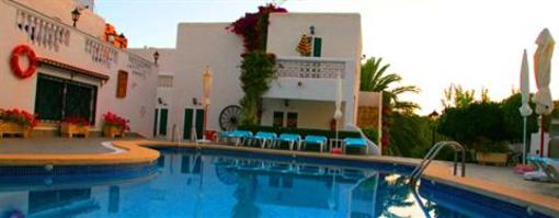 фото отеля Villa Columbus Hostal Calvia