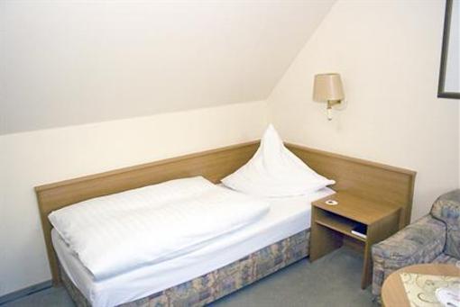 фото отеля Hotel Gasthof Coschütz Dresden