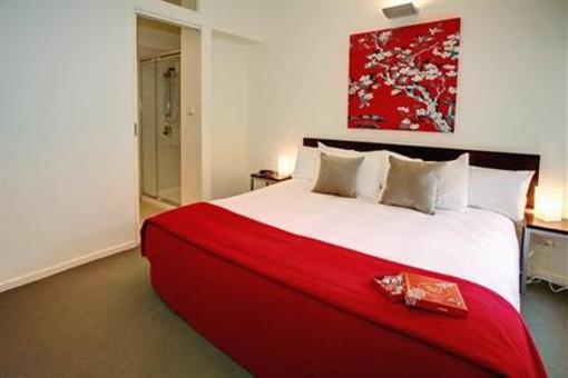 фото отеля Plum Serviced Apartments North Melbourne