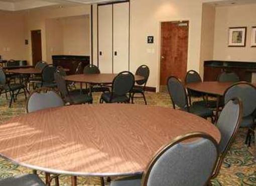 фото отеля Hampton Inn Roanoke Rapids
