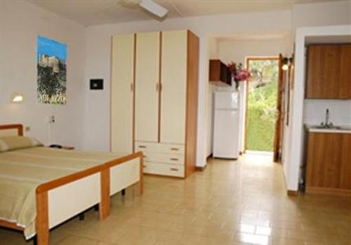 фото отеля Villaggio Club Baia Calava