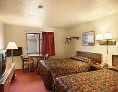 фото отеля Super 8 Fergus Falls