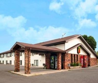 фото отеля Super 8 Fergus Falls