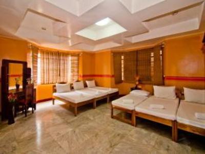 фото отеля People's Guesthouse