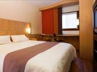 Ibis Rouen Nord Barentin Hotel