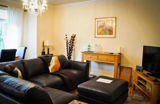 фото отеля Newmarket Boutique Aparthotel