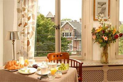 фото отеля Prince Henry Private Suites and Gardens