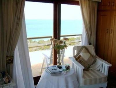 фото отеля Dana Bay B&B Guest House