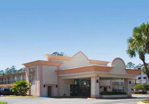 фото отеля Quality Inn Tallahassee