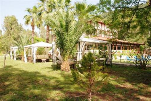 фото отеля Erine Beach Club